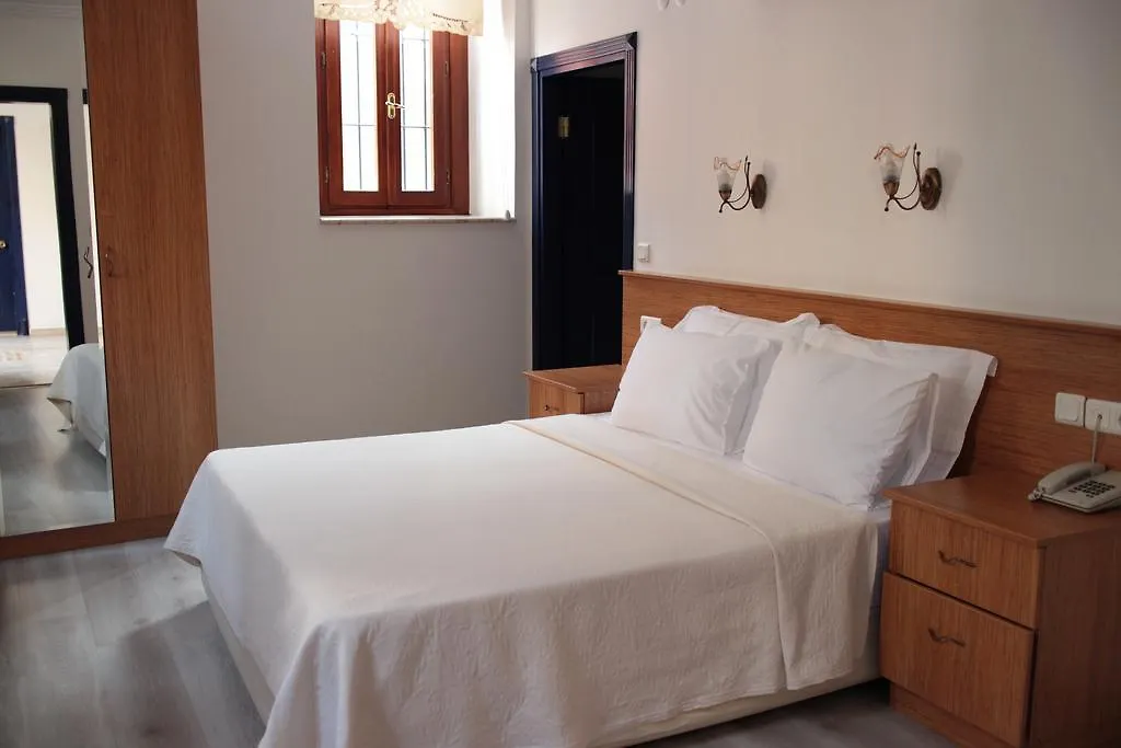 Sizmahan Hotel 0*, Ayvalı