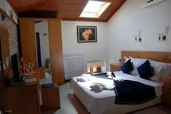 Sizmahan Hotel  Ayvalı