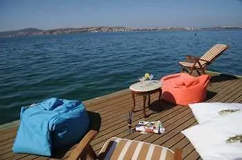 Sizmahan Hotel  Ayvalı